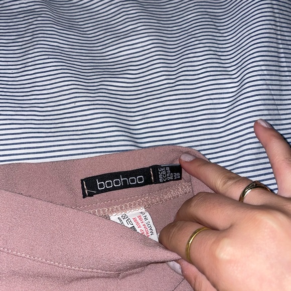 Boohoo dust pink skirt - Picture 2 of 2